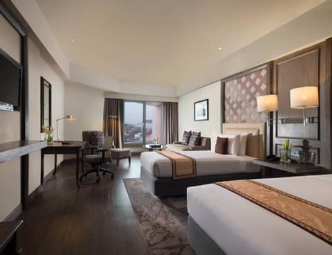 Meliá Purosani Yogyakarta — hotel room
