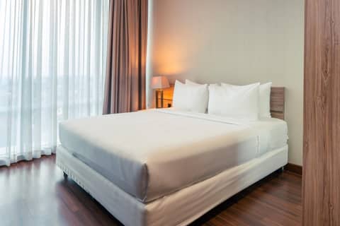 Azana Suites Hotel Antasari — hotel room