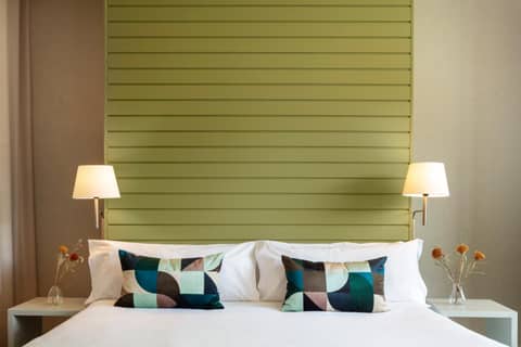Hotel Miró — bedroom