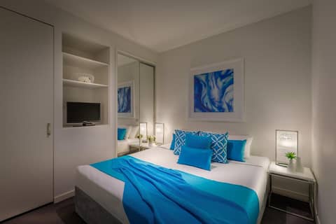 Milano Serviced Apartments — hotel room