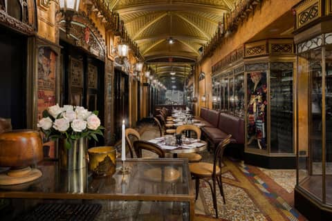 QT Sydney — dining