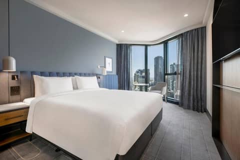 voco Melbourne Central by IHG — hotel room