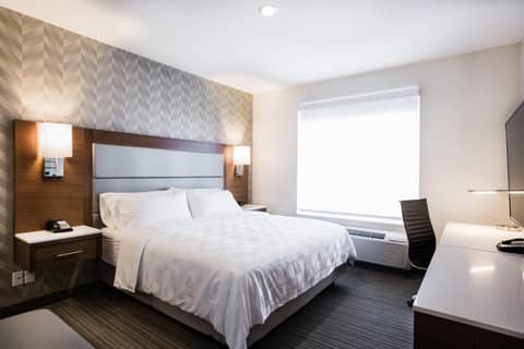 Holiday Inn Hotel & Suites Calgary South - Conference Ctr by IHG — photo 3