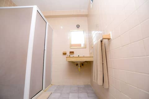 Hotel Maria de Lourdes Cancun — bathroom
