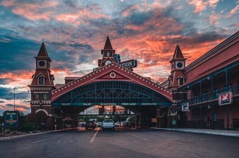 Boulder Station Hotel & Casino — photo 9