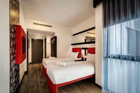 Essence Hotel Carlton — photo 6