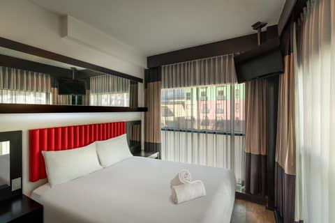 Essence Hotel Carlton — photo 8