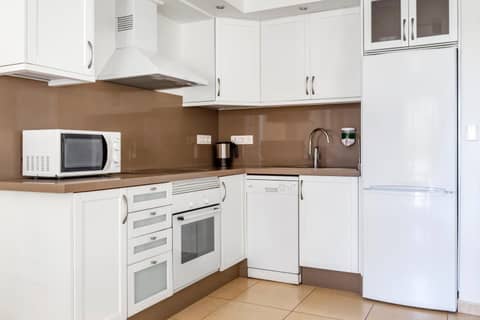 Hilton Vacation Club Sunset Harbour Club Tenerife — kitchen