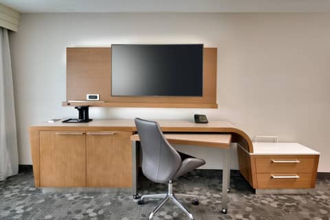 Courtyard by Marriott Charlotte Airport LoSo — photo 7