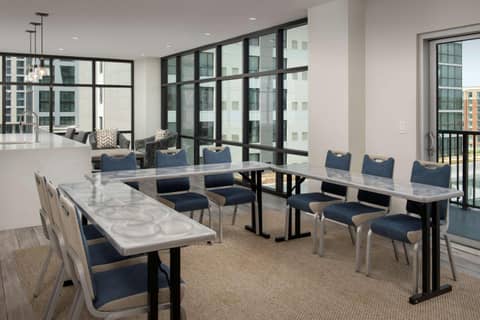 Home2 Suites By Hilton Nashville Downtown Convention Center — photo 2