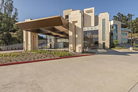 Legacy Resort Hotel & Spa — photo 2