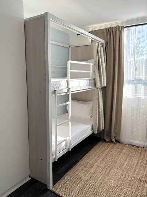 Little Coogee Hotel — hotel room