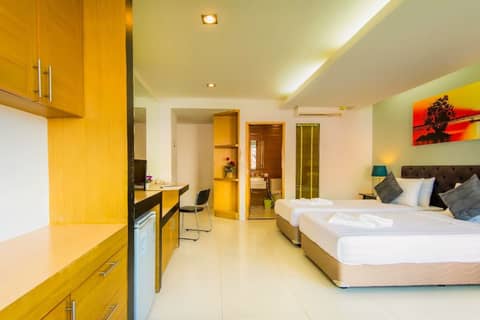 Hallo Patong Hotel & Restaurant — photo 9