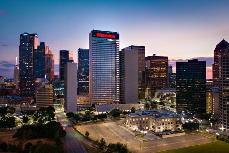 Sheraton Dallas Hotel — building