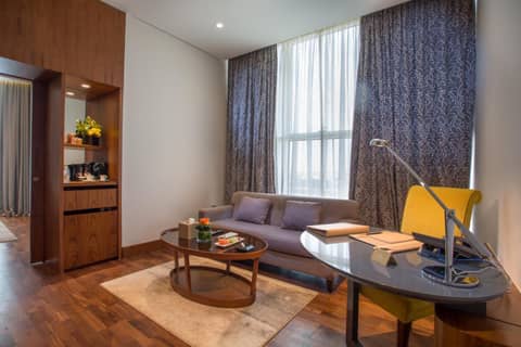 The Avenue Hotel — photo 6