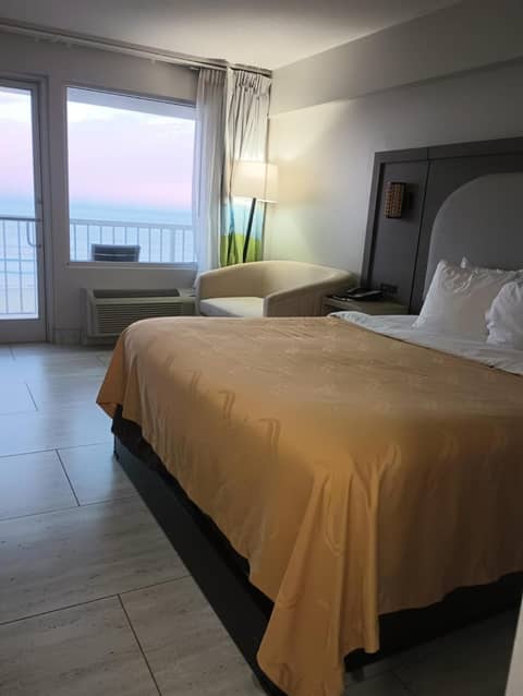 Spark by Hilton Virginia Beach Oceanfront — photo 8
