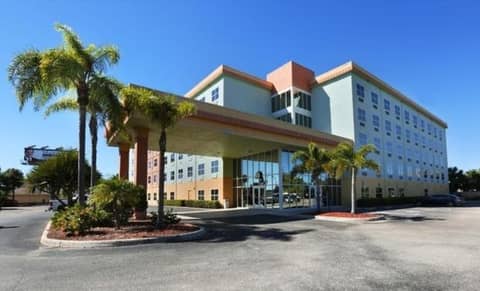 Allure Suites of Fort Myers — photo 3
