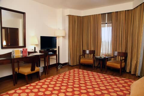 The Retreat Hotel & Convention Centre — photo 4