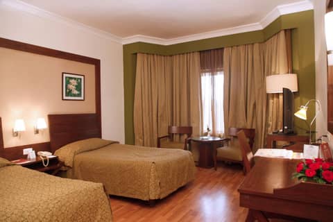 The Retreat Hotel & Convention Centre — photo 7
