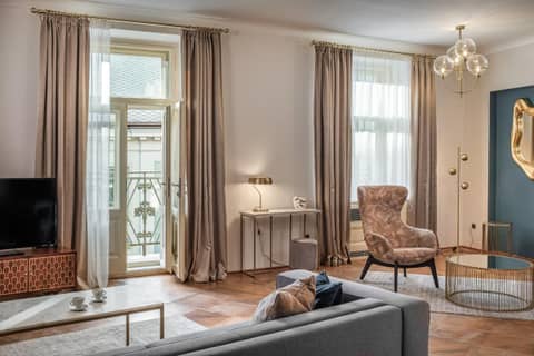 Golden Angel Suites by Adrez — photo 8