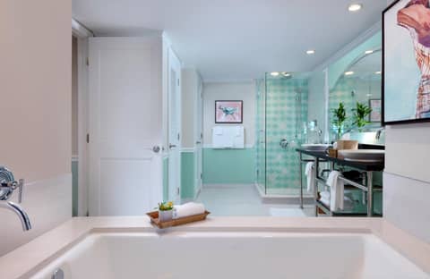 Ocean Key Resort & Spa, a Noble House Resort — photo 7