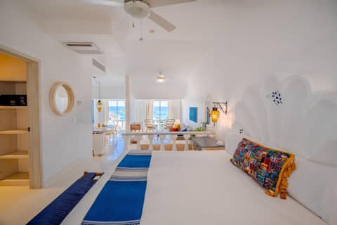 Mar del Cabo By Velas Resorts Adults Only — hotel room
