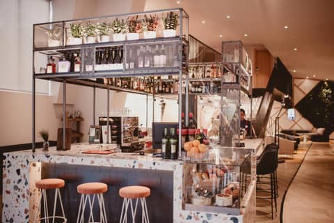 Novotel Sevilla — dining