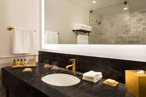 EXchange Hotel Vancouver — photo 2
