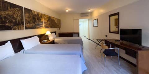 Hotel HR Plaza Luxor — hotel room