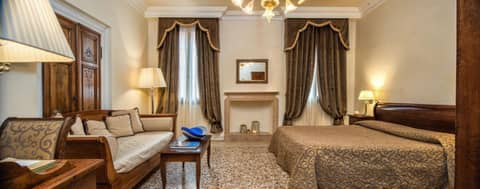 Hotel Dell'Opera — hotel room
