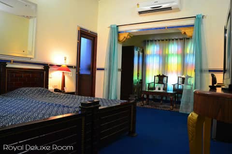 Hotel Vimal Heritage — hotel room