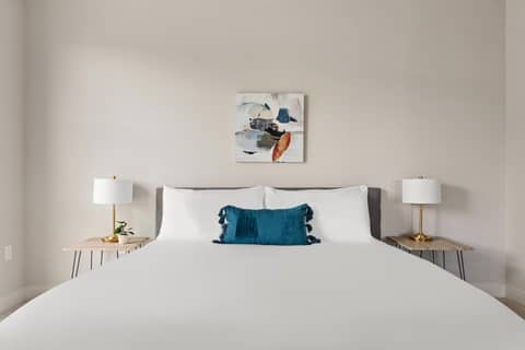 Kasa Rino Denver — hotel room