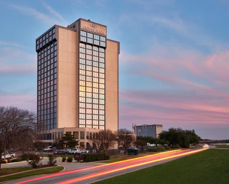 Crowne Plaza Dallas Market Ctr - Love Field, an IHG Hotel — building