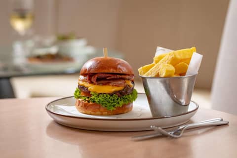 Radisson Blu Hotel London Tottenham Court Road — breakfast buffet