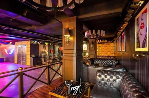 Dazzling A Boutique Hotel — lounge