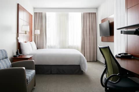 River Hotel — photo 6