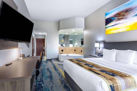 La Quinta by Wyndham Tampa Central — photo 2
