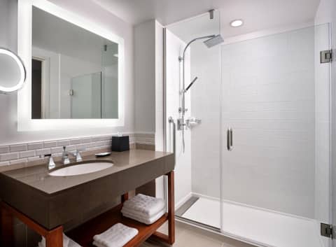 The Westin Austin at The Domain — bathroom
