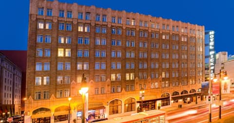 The Pickwick Hotel — photo 8