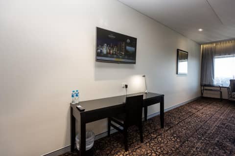 Calamvale Hotel Suites and Conference Centre — photo 7