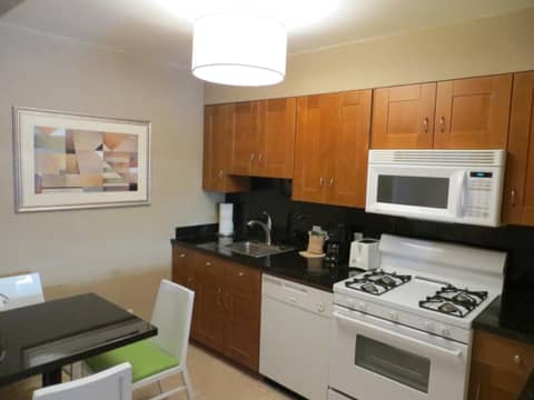 7 Springs Inn & Suites — photo 6