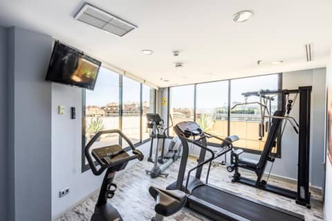 INNSiDE by Meliá Valencia Oceanic — activities & amenities