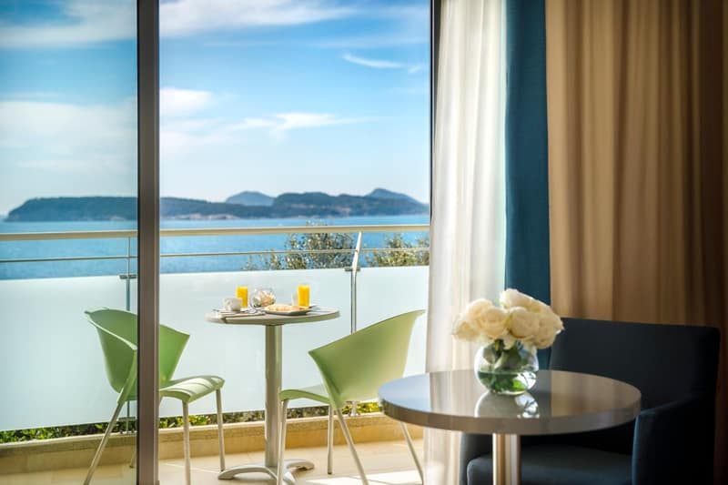 Valamar Argosy Hotel — balance & terrace