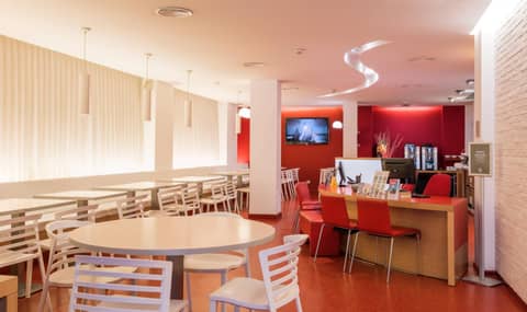 Ciutat Vella — dining