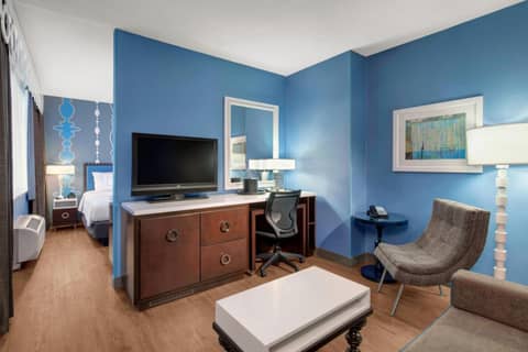 Fairfield Inn and Suites Chicago Downtown/ Magnificent Mile — photo 5