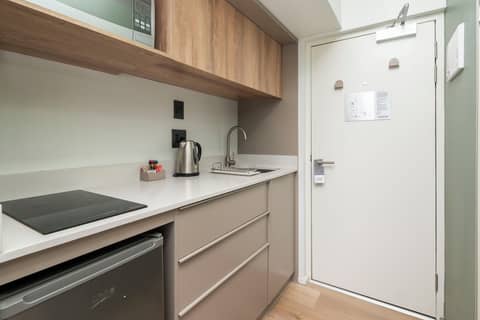 Habitat Aparthotel by Totalstay — photo 6