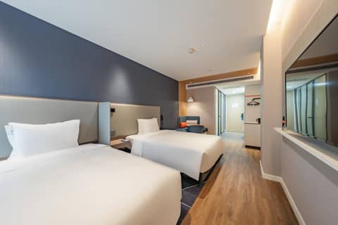 Holiday Inn Express Shanghai Expo Centre by IHG — photo 5