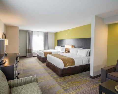 Comfort Suites Miami Airport North — photo 3