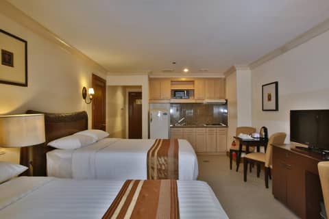 Crown Regency Suites Mactan — photo 4