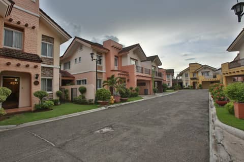Crown Regency Suites Mactan — photo 8